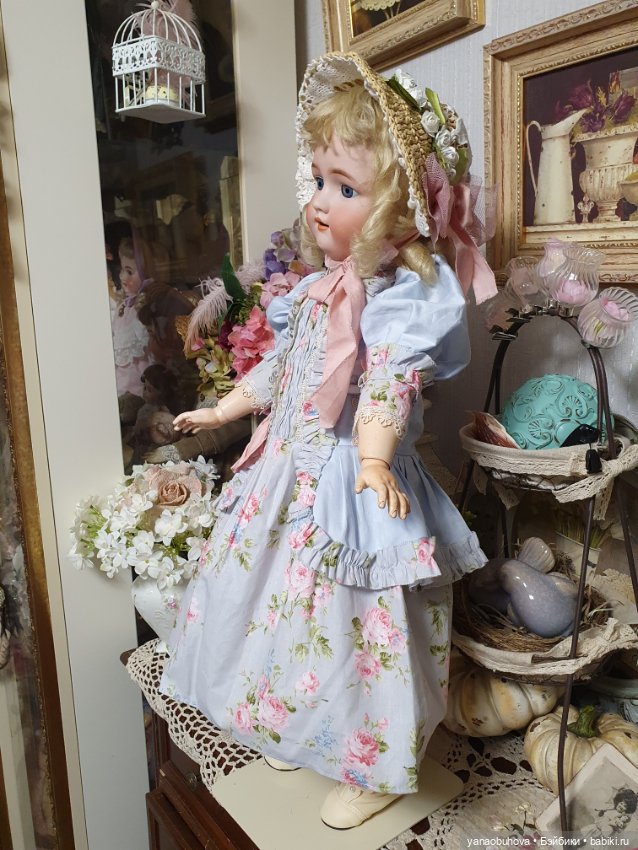 Очень красивая антикварная кукла Хандверг 109, 58 см