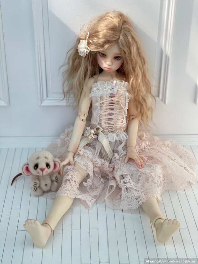 Nelly от Kaye Wiggs белая SD (фото 9)