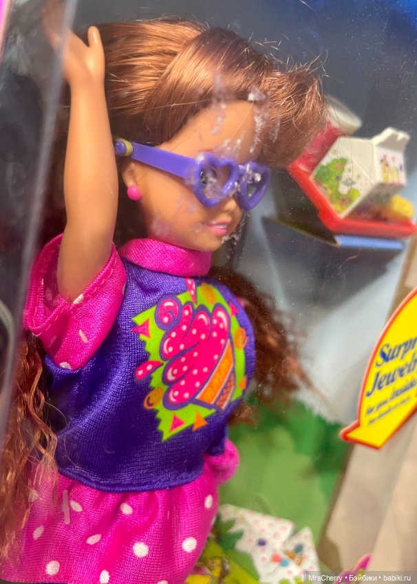 Whitney Happy meal / Витни (сестренка Барби) с миниатюрами от Макдональдс (фото 8)