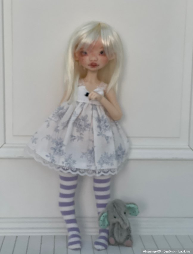 Одежда и 2 парика на куколку аппи от dustofdolls