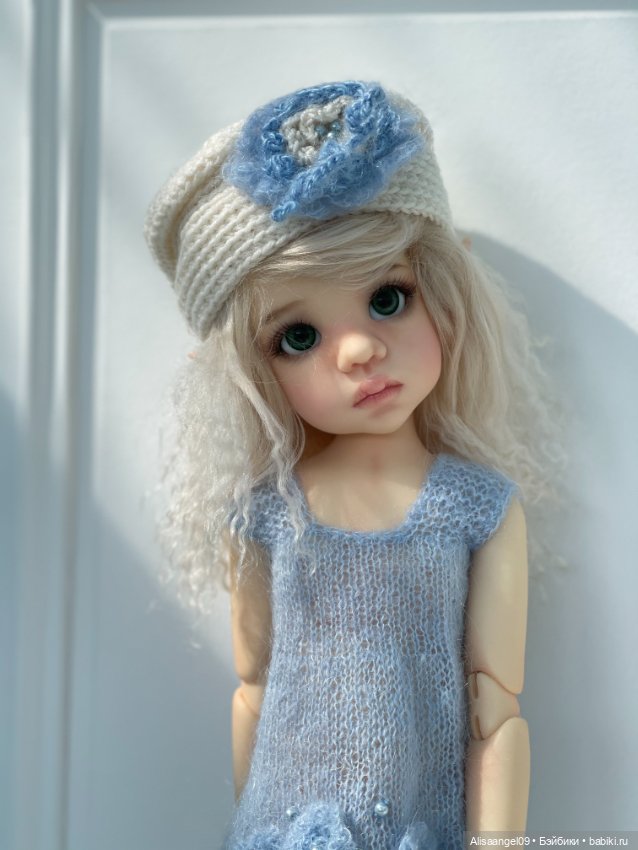 Набор одежды и парик на куколку Кайе Виггс мсд (фото 8)