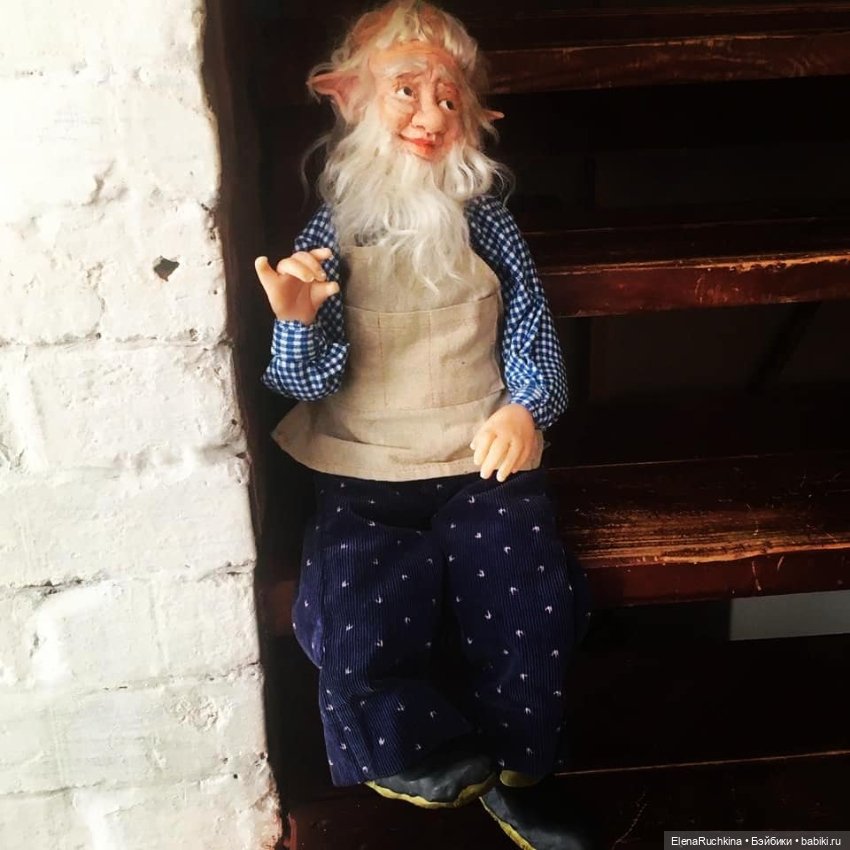 Гном который забрел в дом , его приютили , накормили и спать уложили (фото 4)