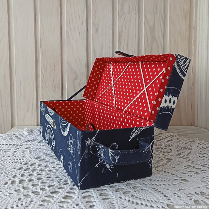 Домик - чемоданчик для куклы (фото 4)