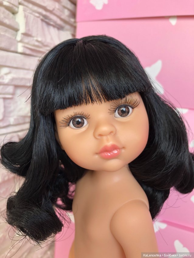 Карина полячка с прямым пробором, карими глазами и чёлкой Паола Рейна(Paola Reina), нюд (фото 7)