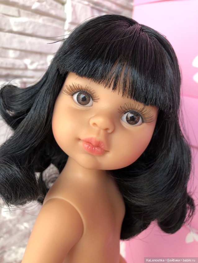 Карина полячка с прямым пробором, карими глазами и чёлкой Паола Рейна(Paola Reina), нюд (фото 9)