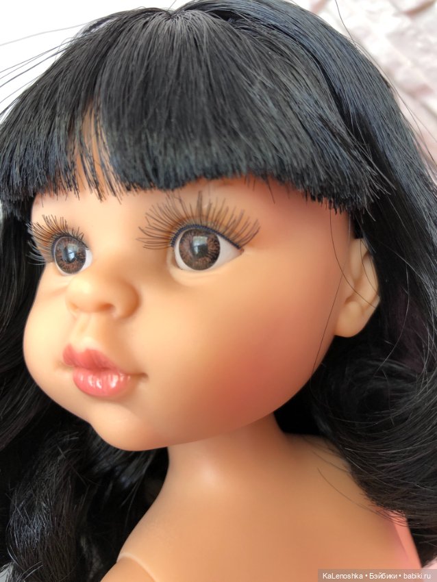 Карина полячка с прямым пробором, карими глазами и чёлкой Паола Рейна(Paola Reina), нюд