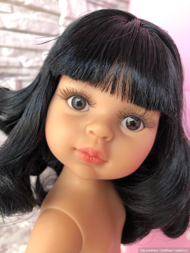 Карина полячка с прямым пробором, карими глазами и чёлкой Паола Рейна(Paola Reina), нюд (фото 10)