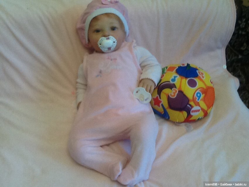 Игровая и коллекционная кукла реборн Яна (фото 8)