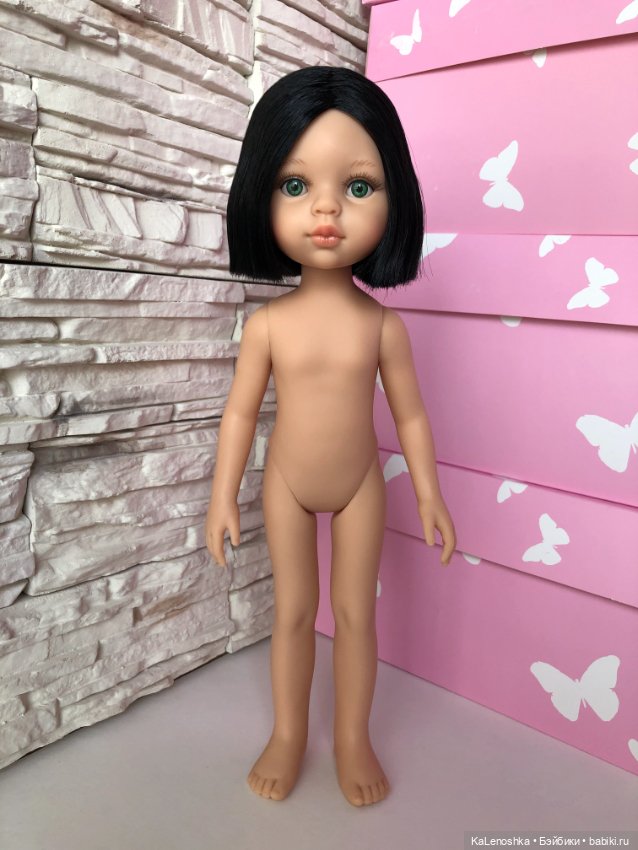 Карина полячка с каре, прямым пробором, зелёными глазами, Паола Рейна(Paola Reina), нюд