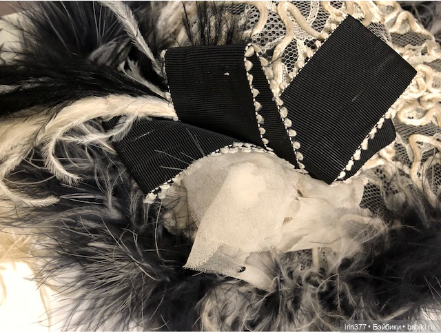 Шляпа с натуральными перьями (фото 3)