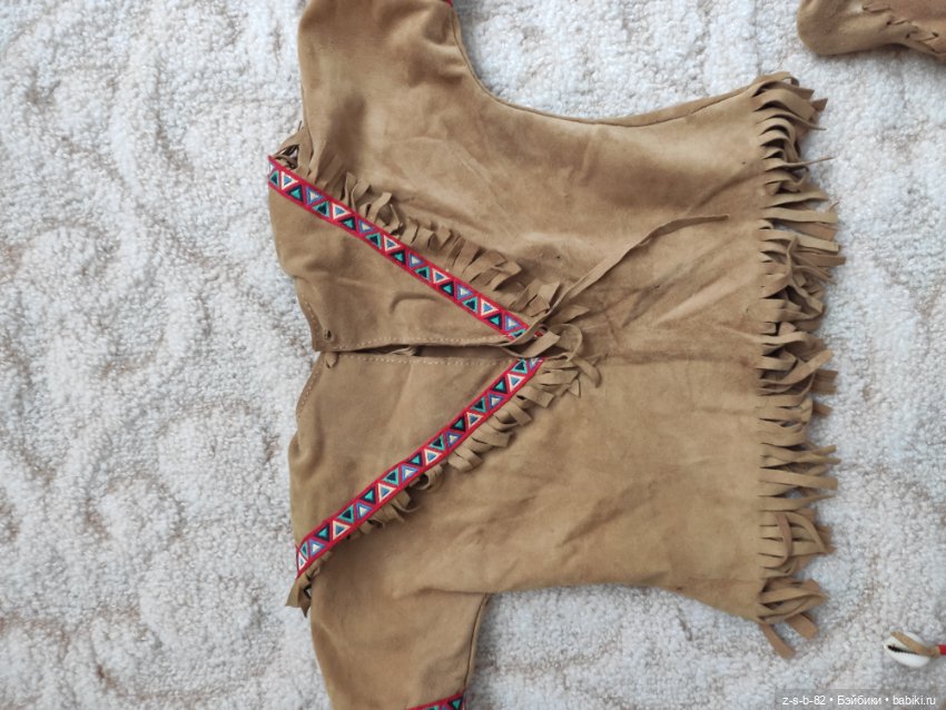 Авторский этнический костюм из нежнейшей замши (фото 3)