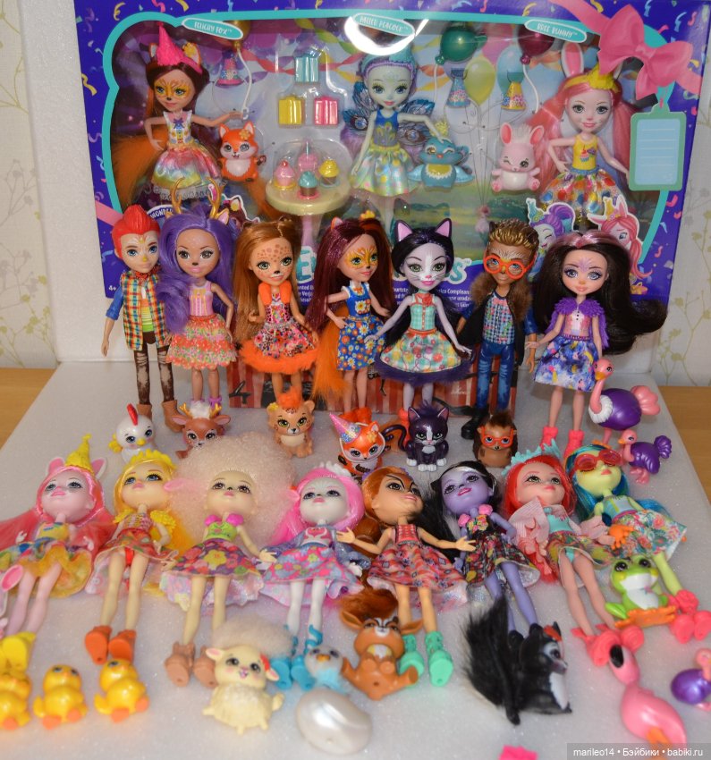 Игрушки для девочек: куклы и аксессуары