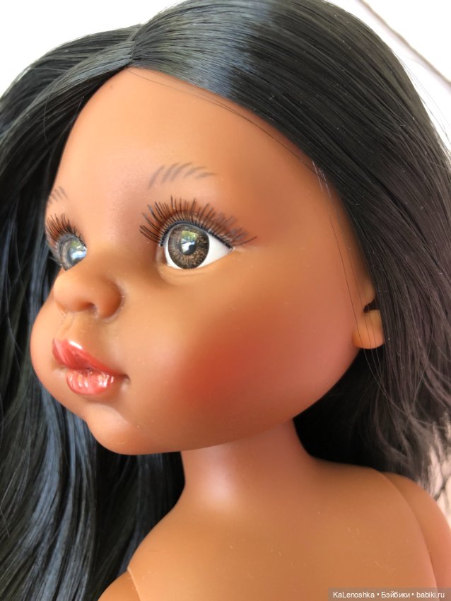 Нора-Карла с прямым пробором, от Паола Рейна(Paola Reina), нюд