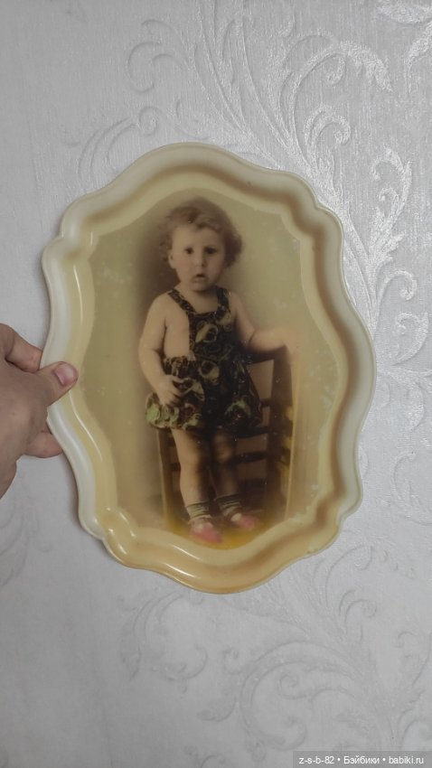 Винтажная плакетка с малышом (фото 7)