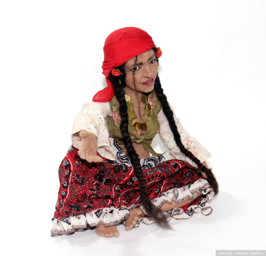 Цыганка. Ручная работа, сухое скульптурное валяние