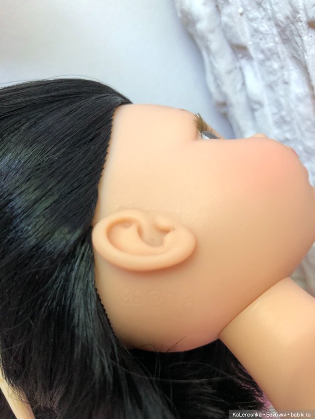 Карина полячка с прямым пробором, каре, серыми глазами, Паола Рейна(Paola Reina), нюд