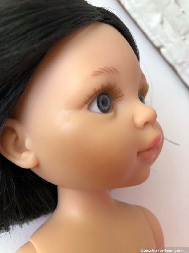 Карина полячка с прямым пробором, каре, серыми глазами, Паола Рейна(Paola Reina), нюд