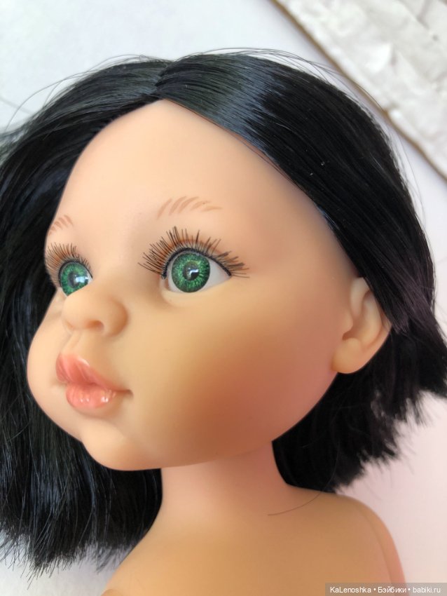 Карина полячка с прямым пробором, каре, зелёными глазами, Паола Рейна(Paola Reina), нюд