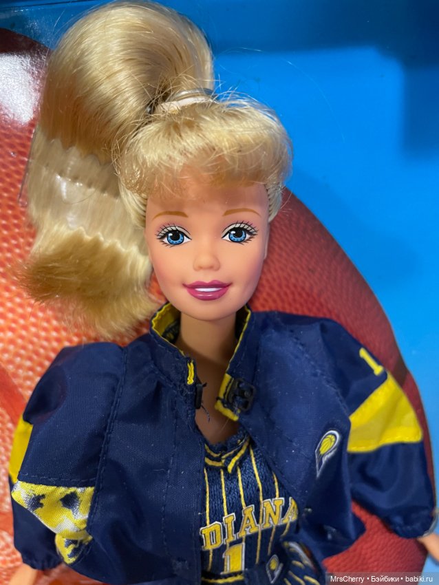 Шарнирная Барби Баскетболистка / NBA Indiana Pacers Barbie