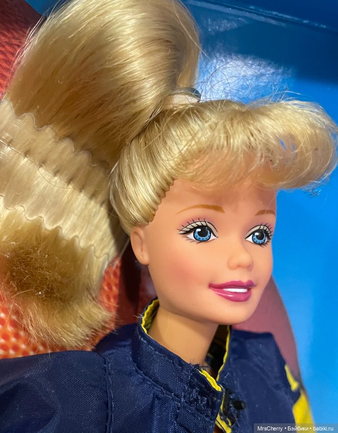 Шарнирная Барби Баскетболистка / NBA Indiana Pacers Barbie