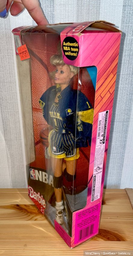 Шарнирная Барби Баскетболистка / NBA Indiana Pacers Barbie (фото 3)