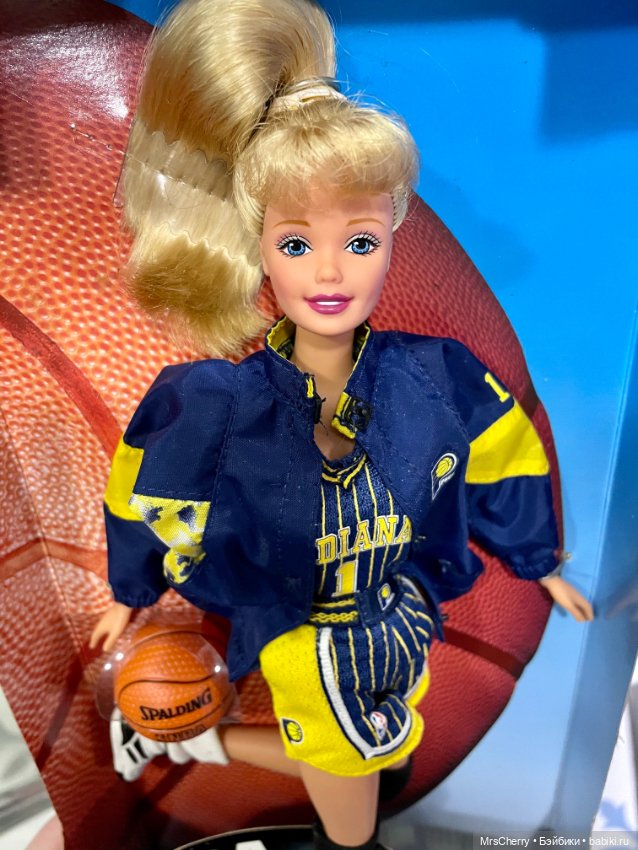 Шарнирная Барби Баскетболистка / NBA Indiana Pacers Barbie