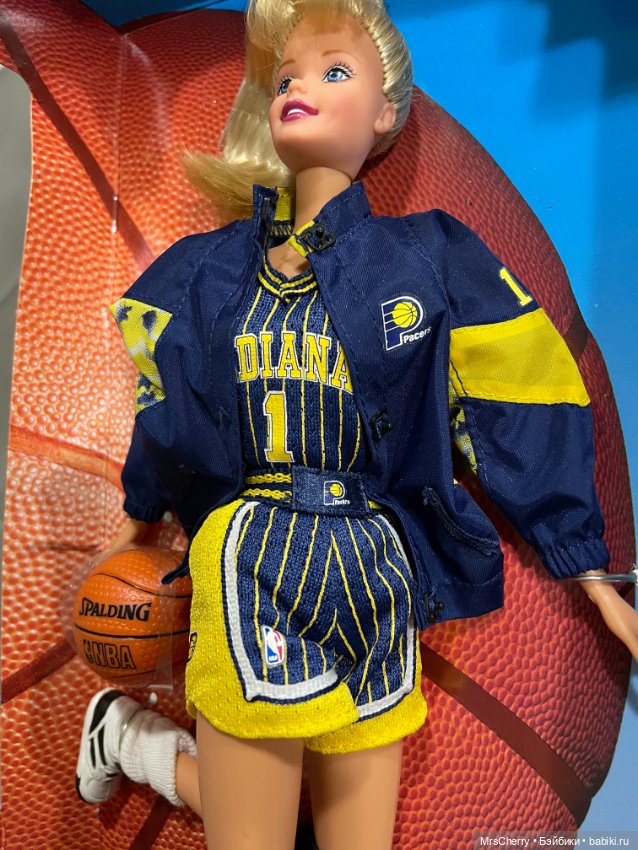 Шарнирная Барби Баскетболистка / NBA Indiana Pacers Barbie (фото 10)