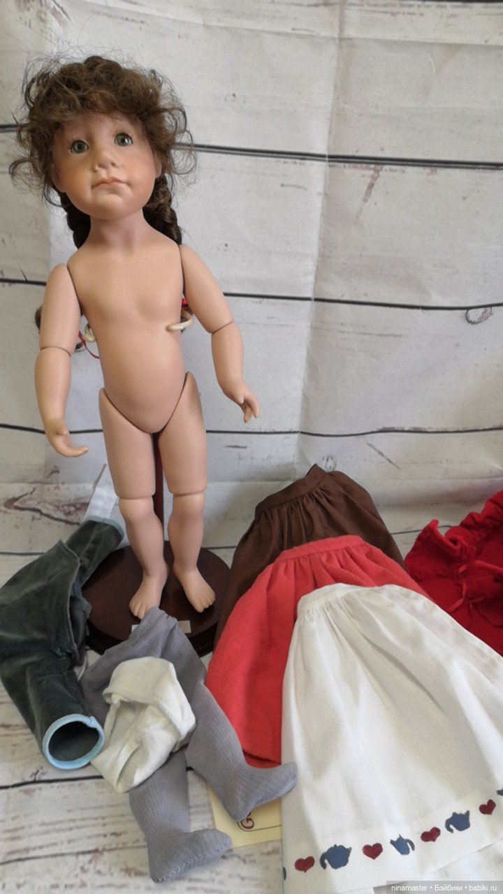 Красная шапочка от Julie Good-Kruger