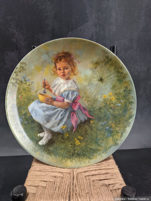 Фарфоровые тарелки из серии "Сказки Матушки Гусыни". Цена за три штуки (фото 6)
