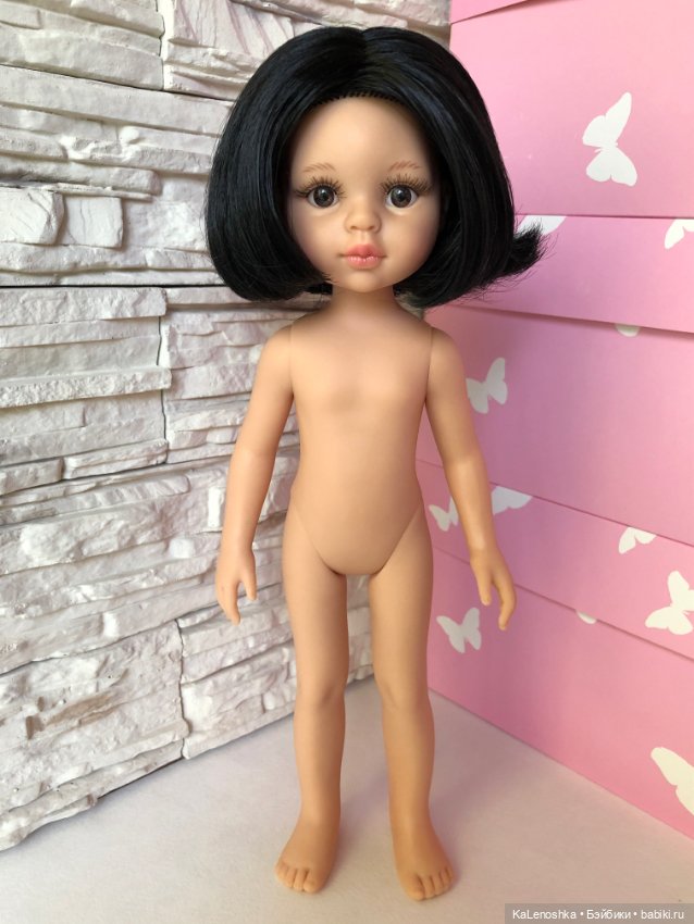 Карина полячка с прямым пробором, каре, карими глазами, Паола Рейна(Paola Reina), нюд