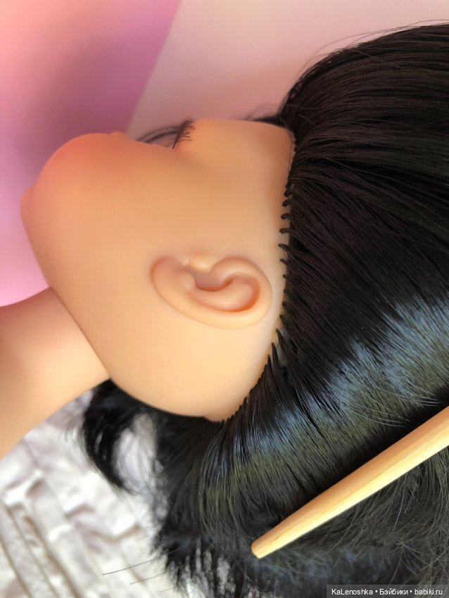 Карина полячка с прямым пробором, каре, карими глазами, Паола Рейна(Paola Reina), нюд