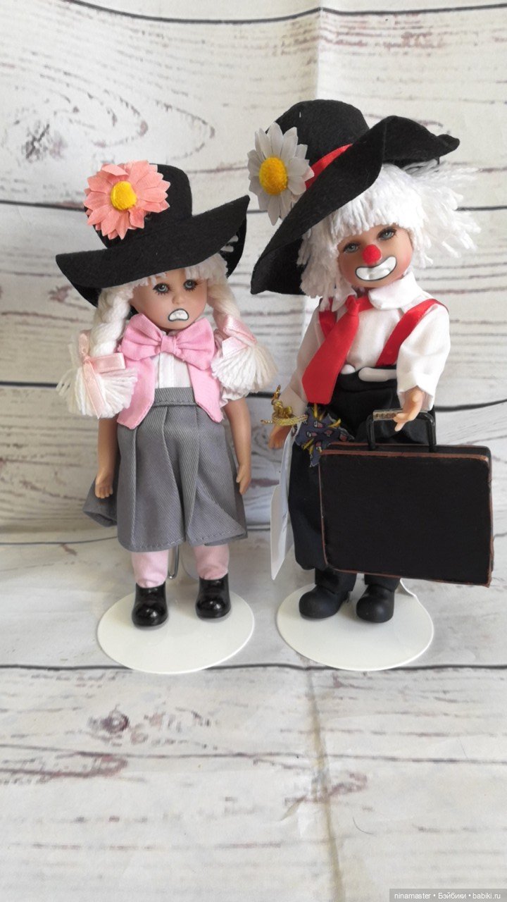 Клоун с дипломатом от Линда Рик Linda Rick