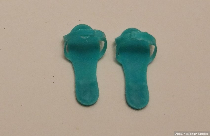 Шлёпанцы для современной куклы (фото 2)