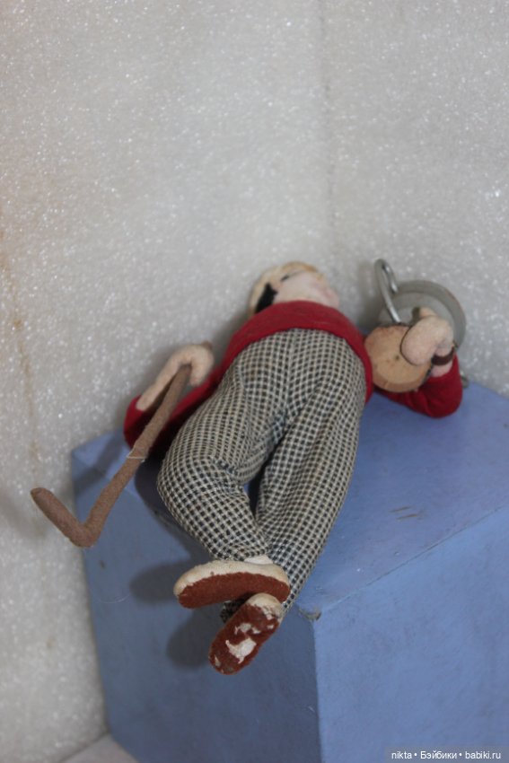 Старая кукла, сувенир Игрок в гольф с кубком Чемпион (фото 8)