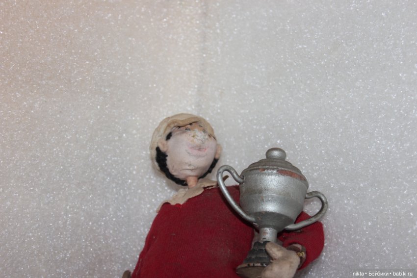 Старая кукла, сувенир Игрок в гольф с кубком Чемпион (фото 2)