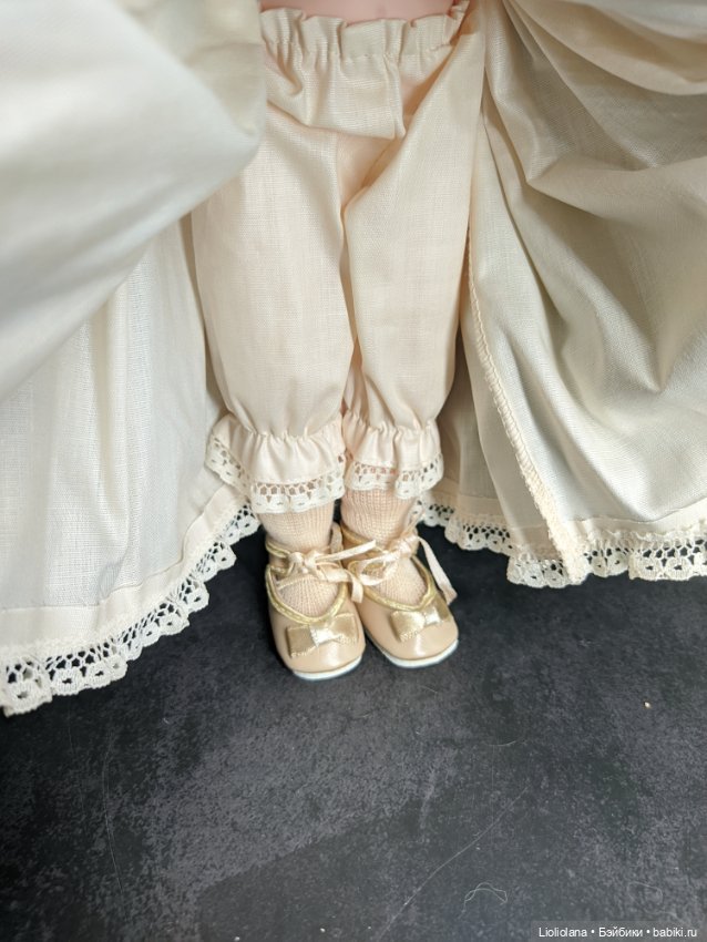 Женушка Санты от Robin Woods. 1989 год