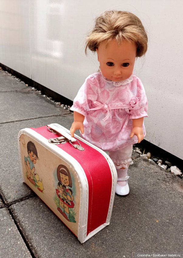 Кукольный чемодан