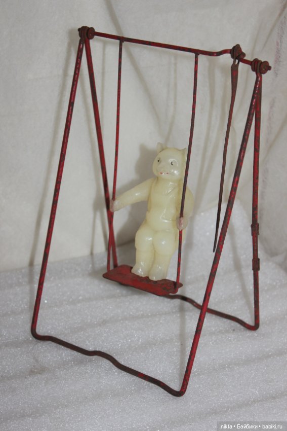 Игрушка СССР. Мишка на качелях. Московский завод механической заводной игрушки. Некомплектный (фото 3)