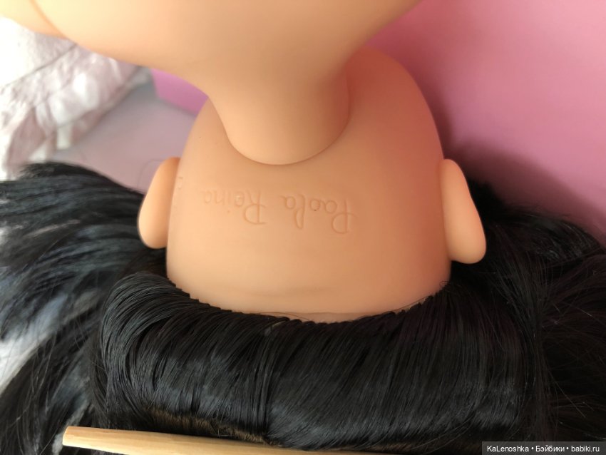 Карина полячка с прямым пробором, чёлкой, зелёными глазами, Паола Рейна(Paola Reina), нюд