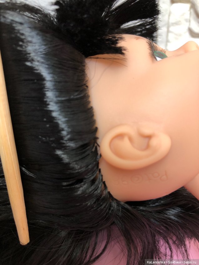 Карина полячка с прямым пробором, чёлкой, зелёными глазами, Паола Рейна(Paola Reina), нюд