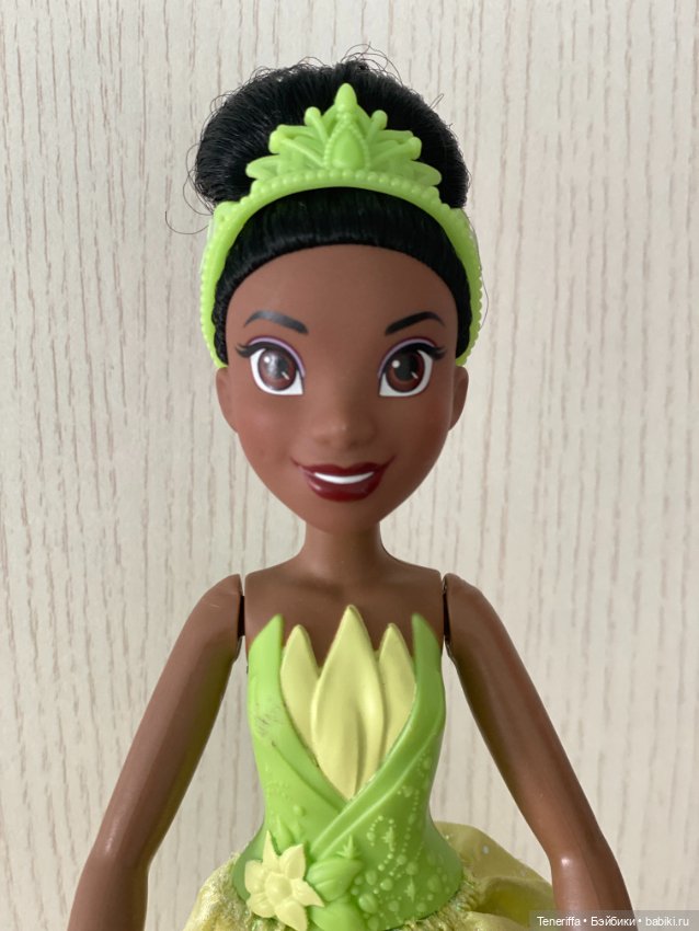 Тиана Hasbro Хасбро базовая с повреждением