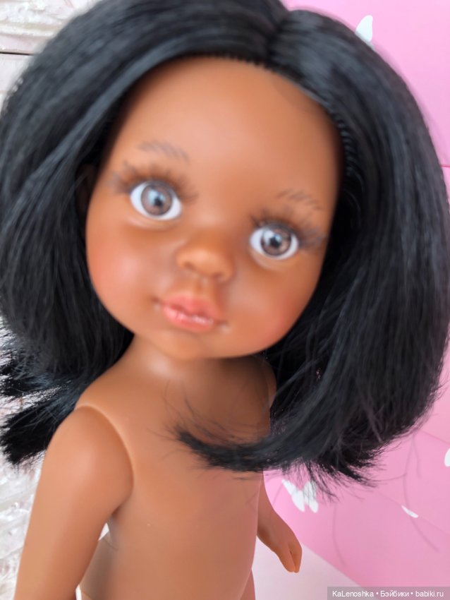 Нора-Карла с прямым пробором, от Паола Рейна(Paola Reina), нюд