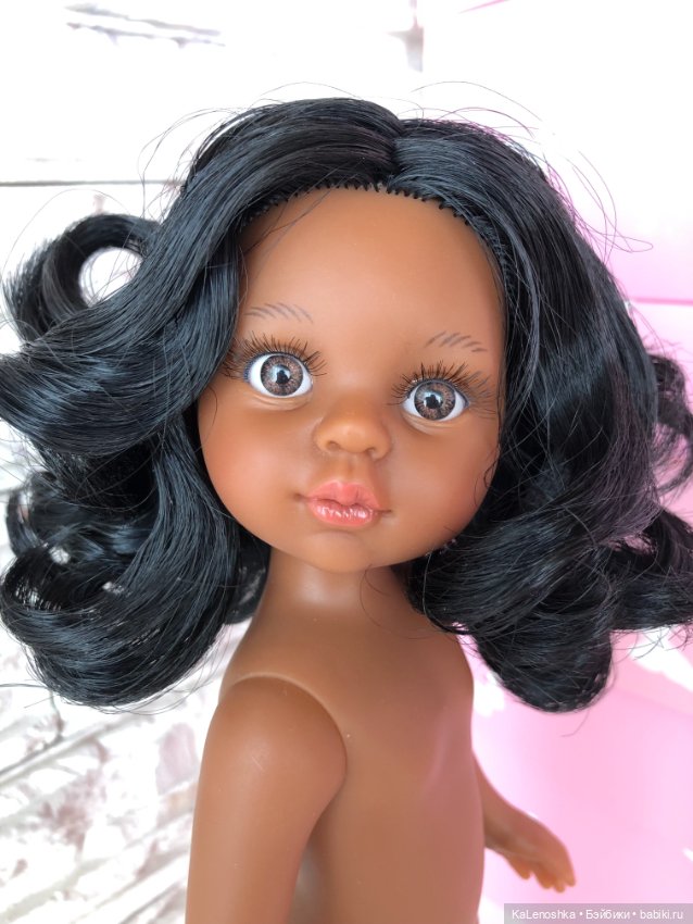 Нора-Карла с прямым пробором, от Паола Рейна(Paola Reina), нюд