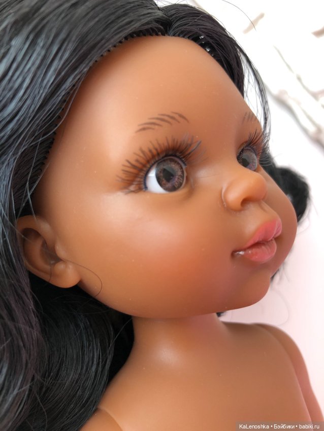 Нора-Карла с прямым пробором, от Паола Рейна(Paola Reina), нюд