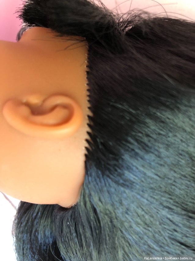 Нора-Карла с прямым пробором и чёлкой от Паола Рейна(Paola Reina), нюд