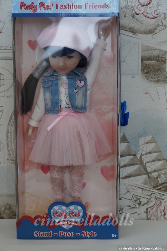 Лила #2 Ruby Red Fashion Friends