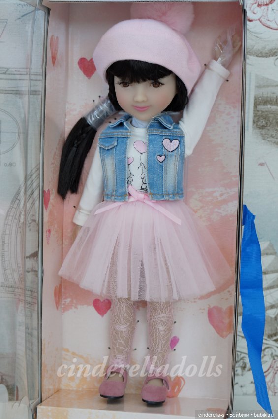 Лила #1 Ruby Red Fashion Friends (фото 3)