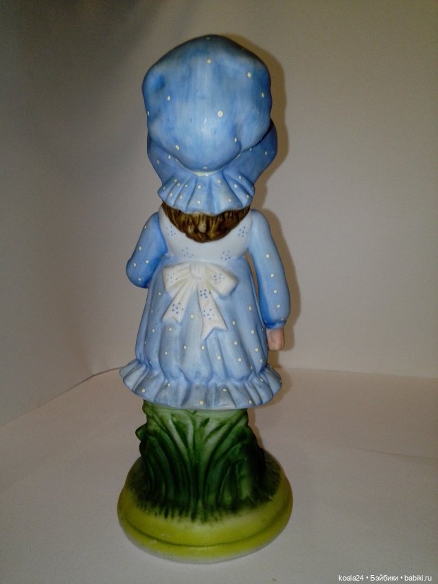 Статуэтка Бисквит Девочка с букетом (фото 3)