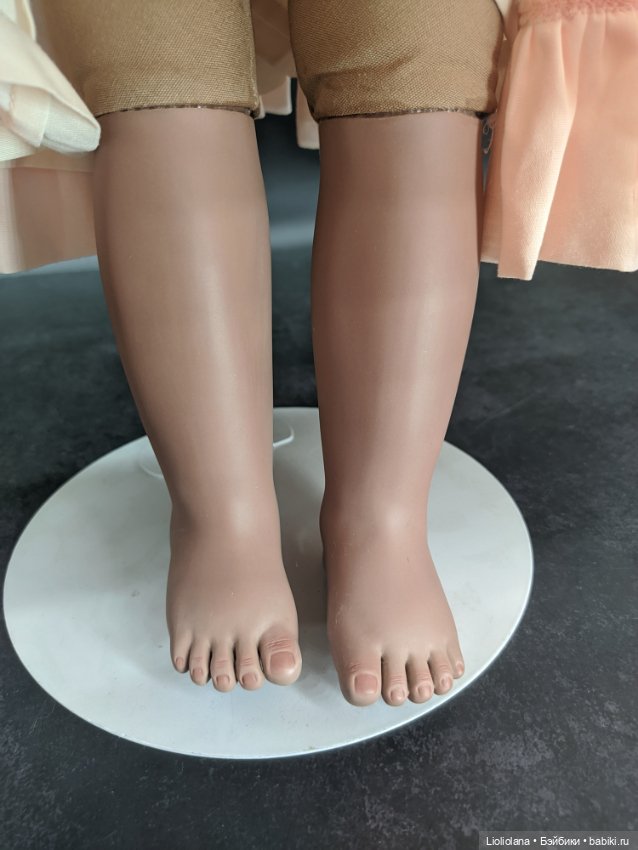 Молли Би от Marilyn Klosko. #38/250