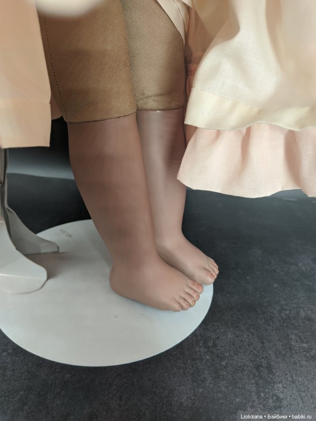 Молли Би от Marilyn Klosko. #38/250